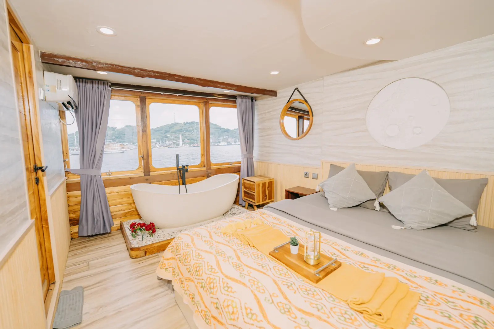Sun Cabin Semesta Voyages, Master Ocean Suite