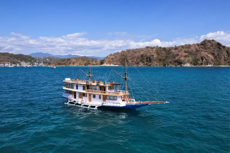 Raja Bintang 01 Liveaboard