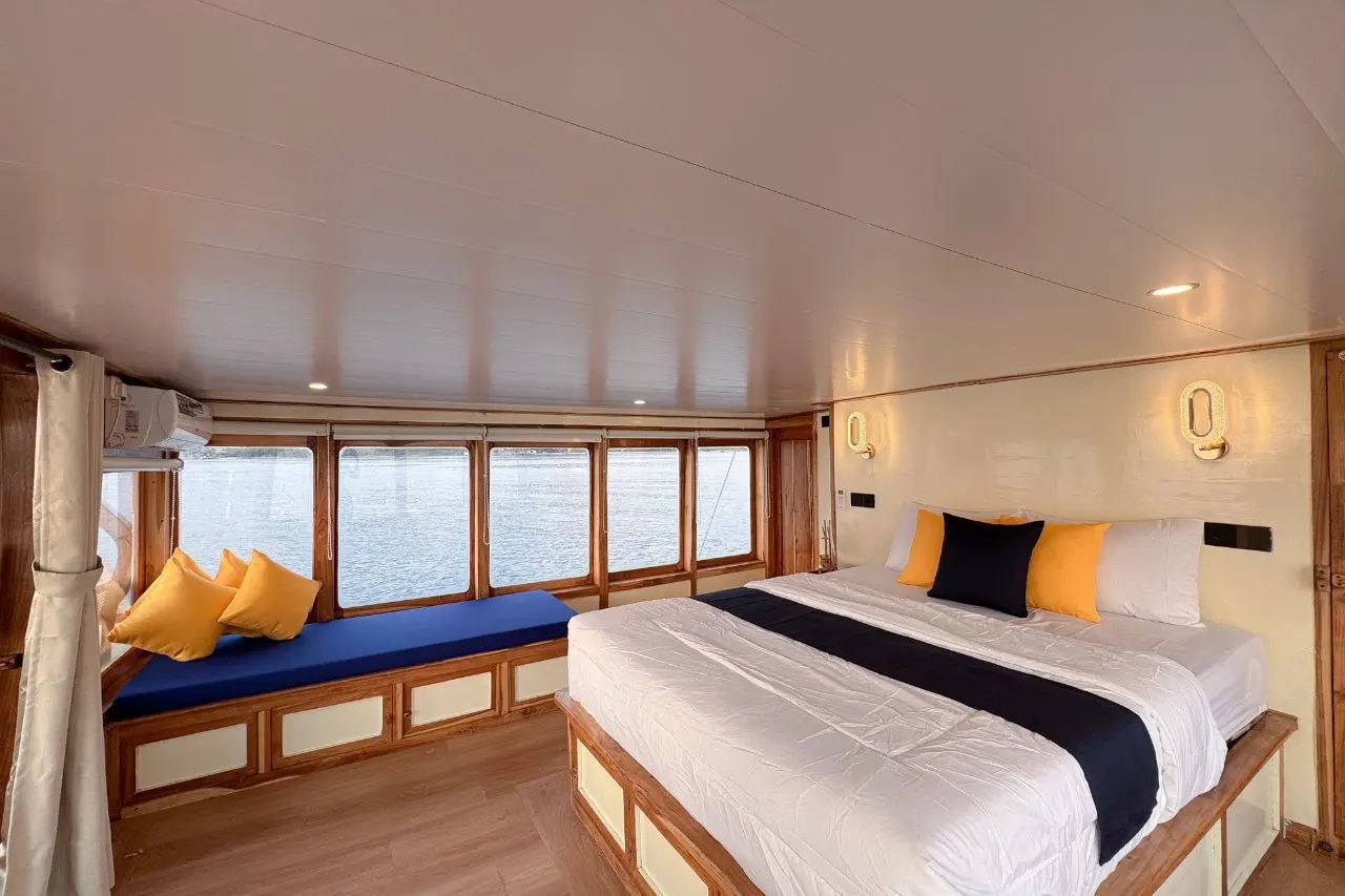 Raja Bintang 01 Liveaboard thumbnail 2